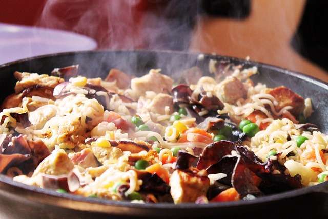 How to Stir-Fry in Chinese Culinary Arts?